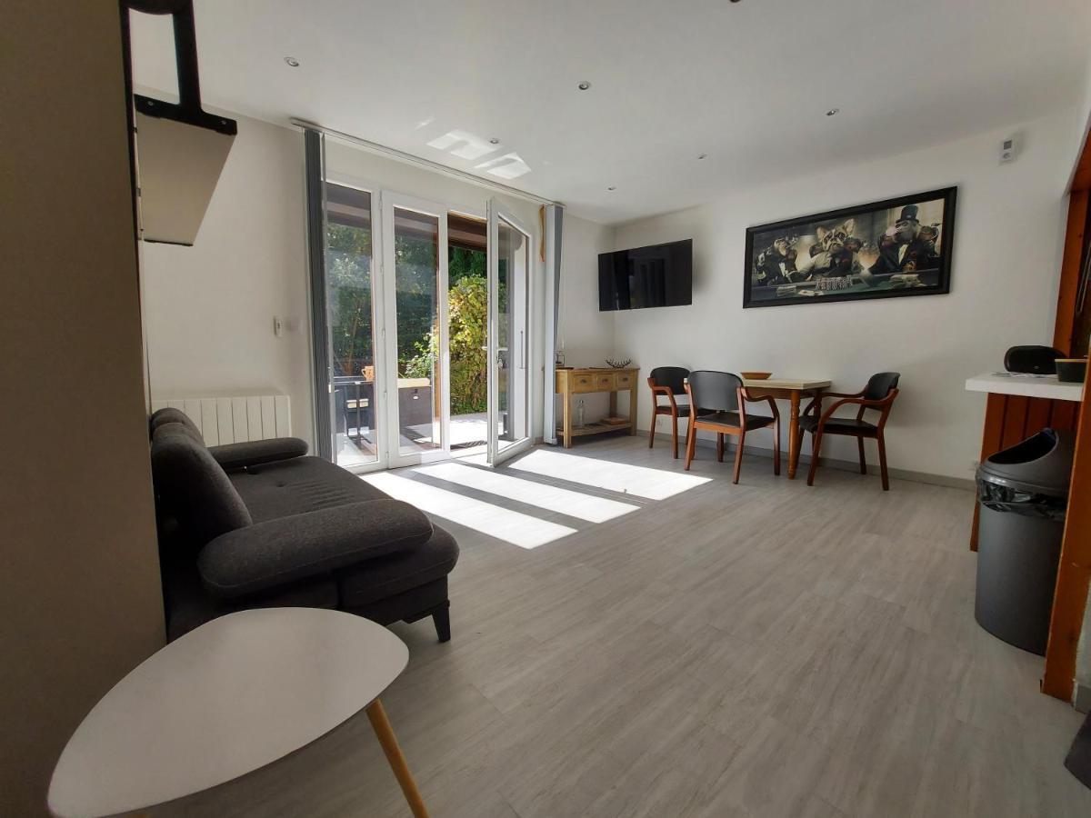 סנט-ז'וריו Centre St Jorioz : Charmant Et Spacieux Studio Avec Terrasse Et Jardin Privatif מראה חיצוני תמונה
